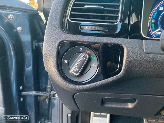 VW Golf 1.4 GTE Plug-In-Hybrid DSG - 21