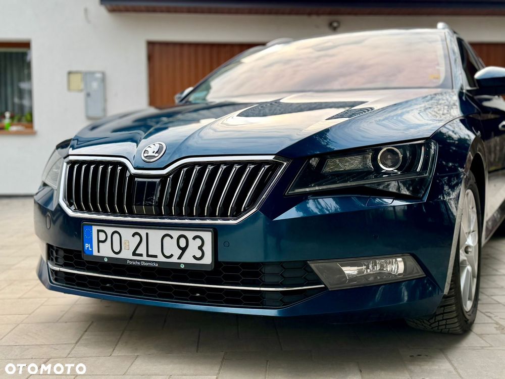 Skoda Superb 2.0 TDI Style DSG - 11