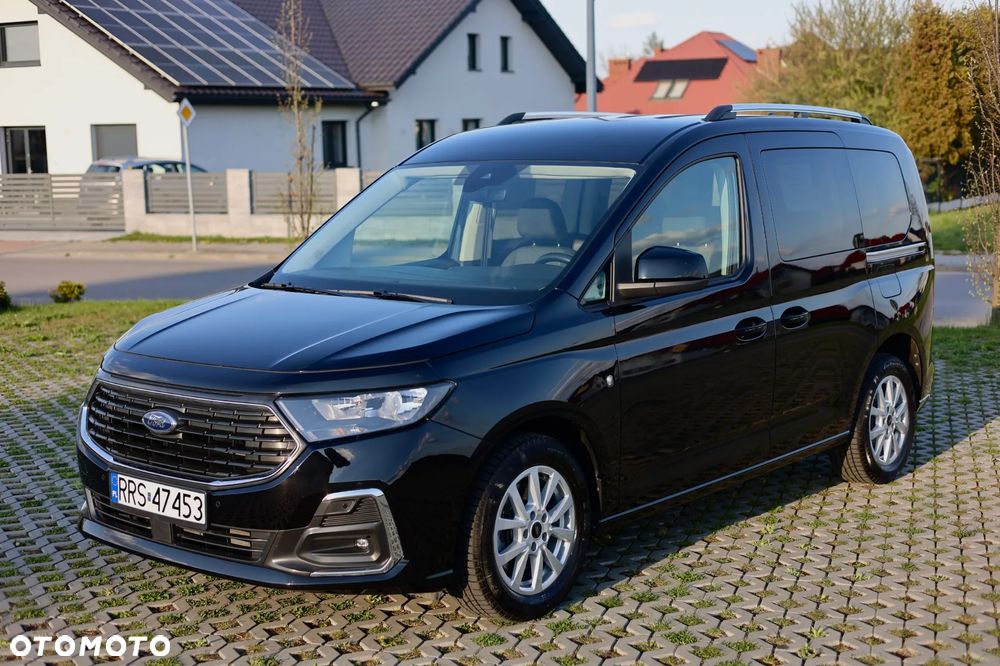 Ford Tourneo Connect 1.5 EcoBoost Titanium - 2