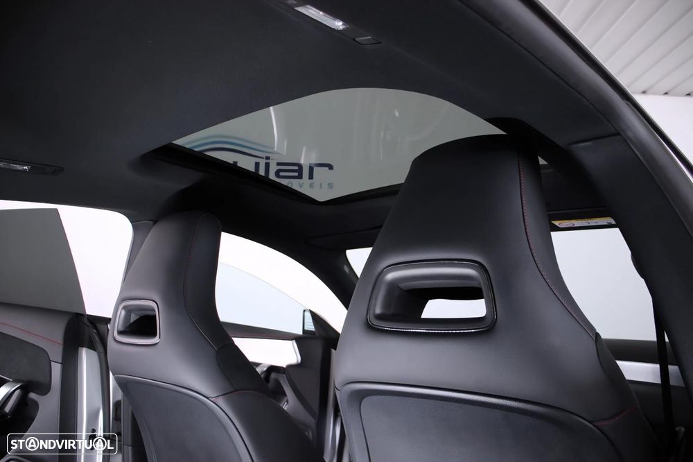 Mercedes-Benz CLA 180 d Shooting Brake AMG Line Aut. - 15