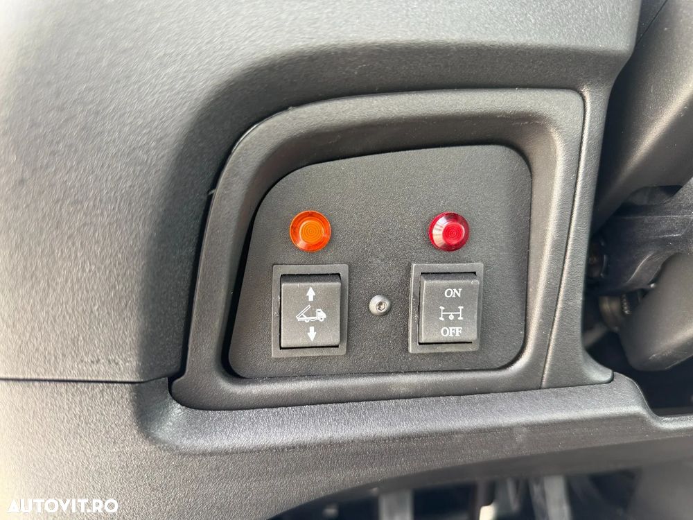 Iveco IVECO Daily 2025 35C16H3.0 160 CPBENA TRILATERALA CANTONI - 11