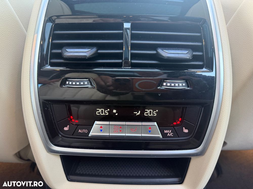 BMW X7 xDrive40d - 11