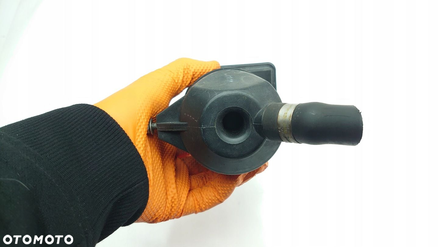 ODMA OLEJOWA SEPARATOR OPEL ASTRA H VECTRA C ZAFIRA B 150 ALFA 159 55217795 - 6