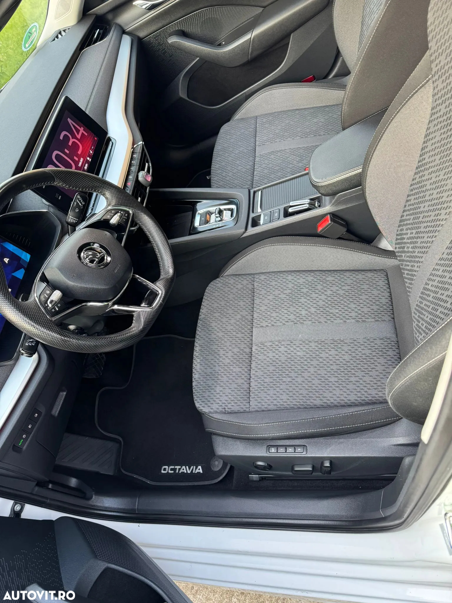 Skoda Octavia 2.0 TDI DSG Style - 16