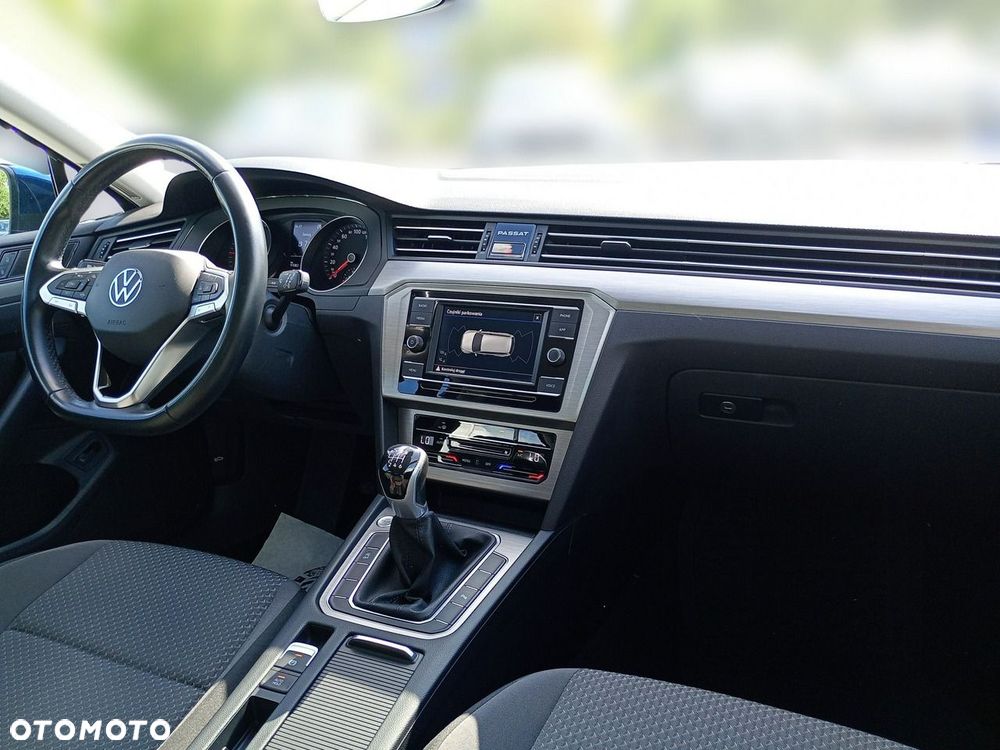 Volkswagen Passat Variant 2.0 TDI EVO Essence - 16