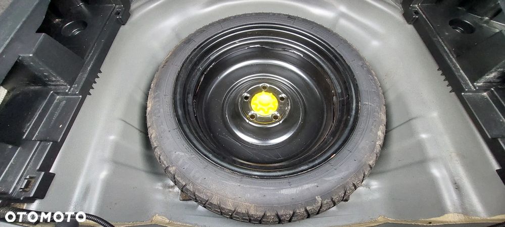 Toyota Avensis 2.0 D-4D Premium - 13