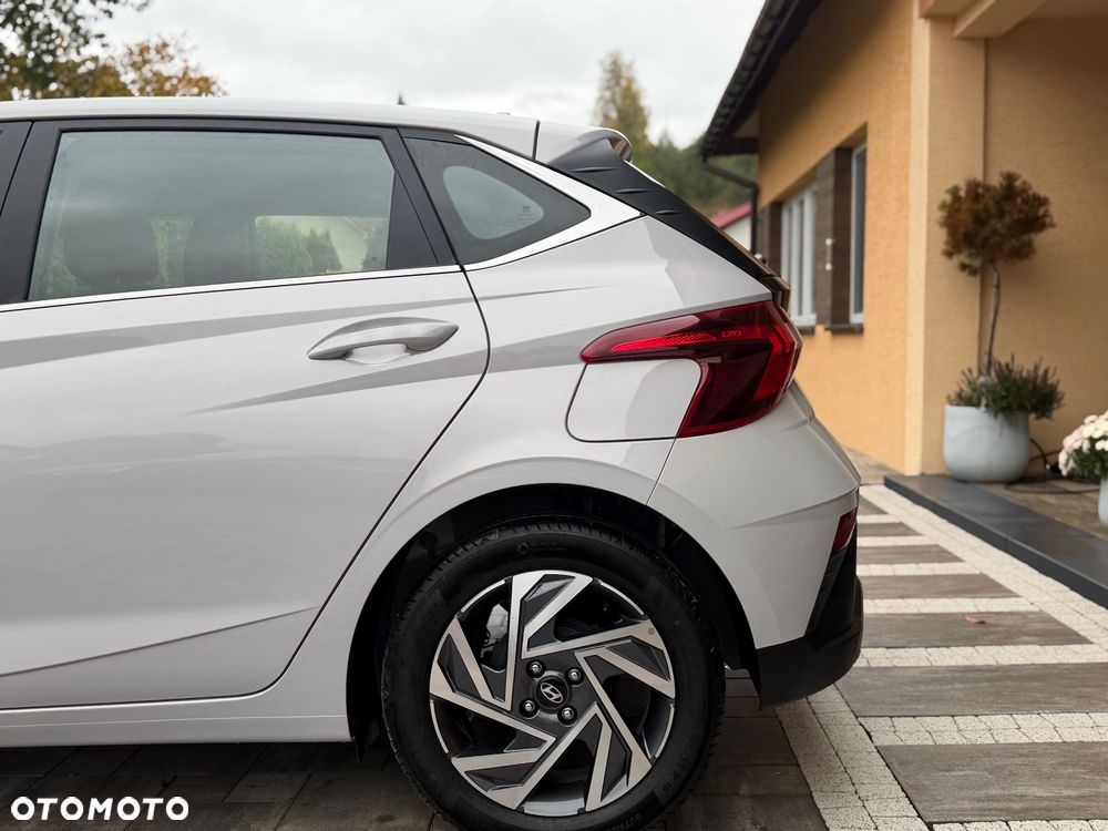 Hyundai i20 1.2 Modern - 26
