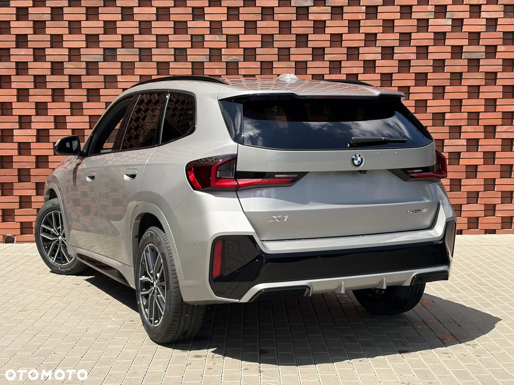 BMW X1 sDrive18i sport - 8