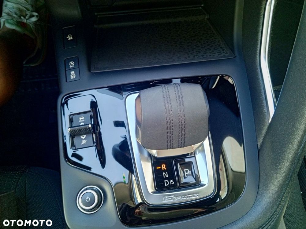 Jaguar E-Pace 2.0 D165 mHEV AWD - 15