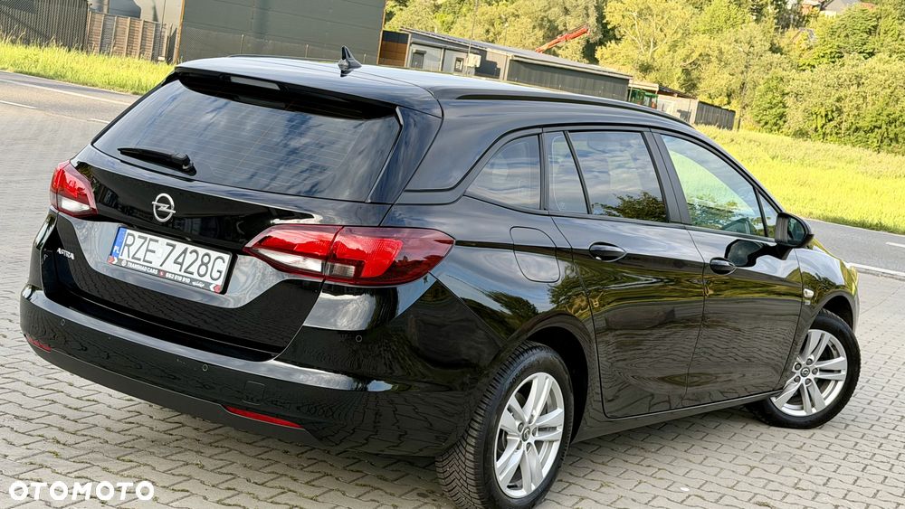 Opel Astra 1.4 Turbo Innovation - 18