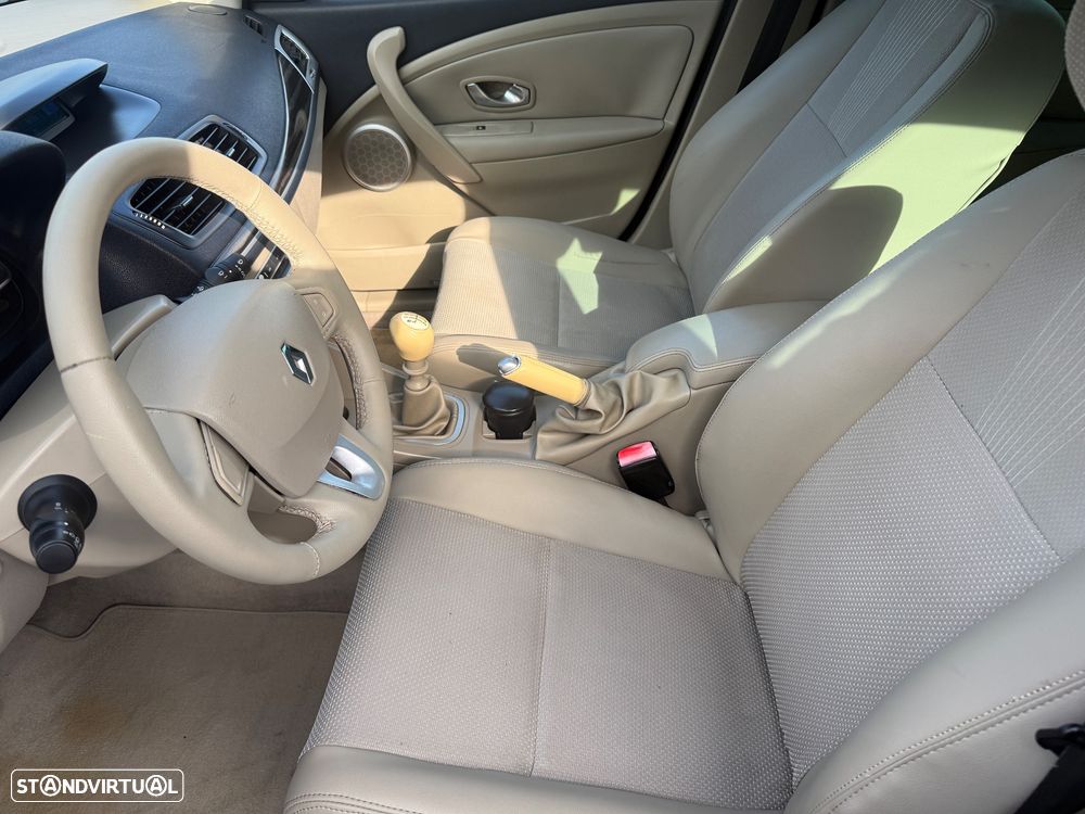Renault Mégane 1.5 dCi Dynamique S CO2 Champion - 11