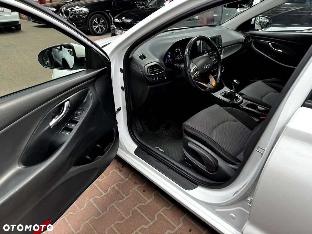 Hyundai i30 1.5 DPI Comfort - 9