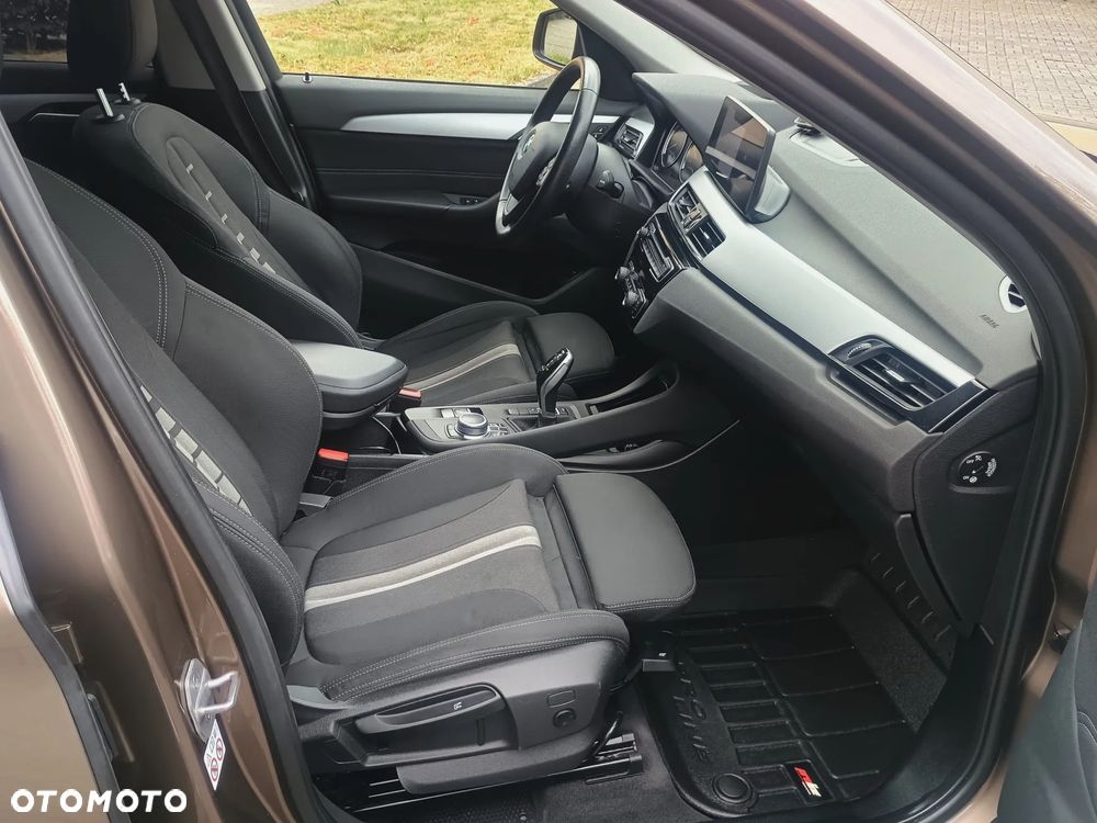 BMW X1 sDrive18d - 15