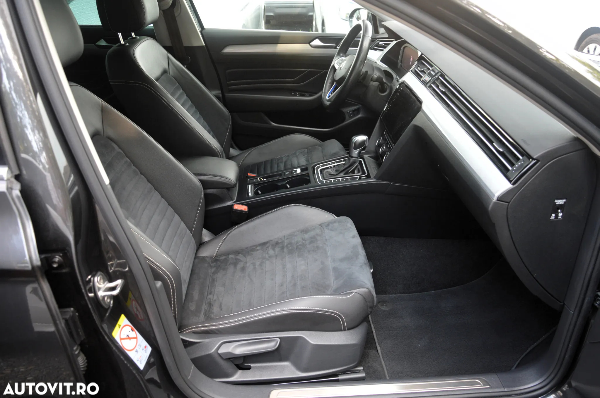 Volkswagen Passat 1.4 TSI Plug-In-Hybrid DSG GTE - 29