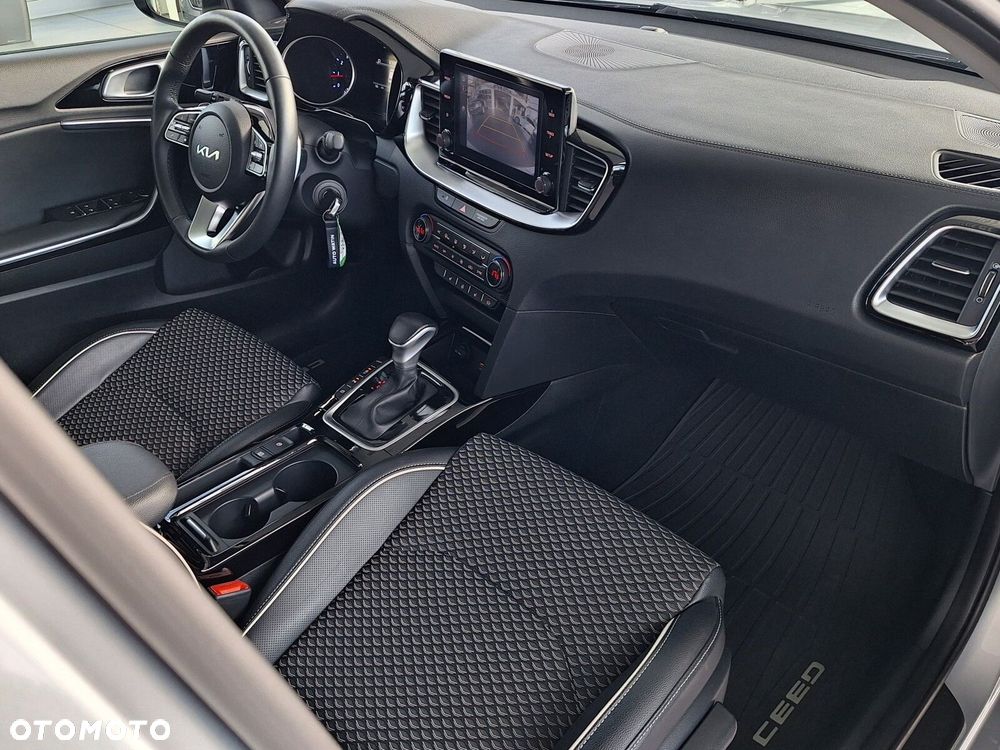 Kia Ceed 1.5 T-GDI L DCT - 19