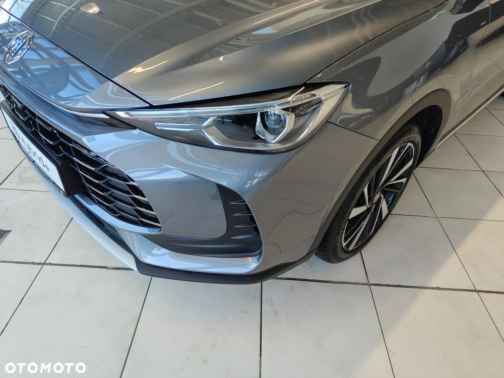 MG ZS Hybrid+ - 6