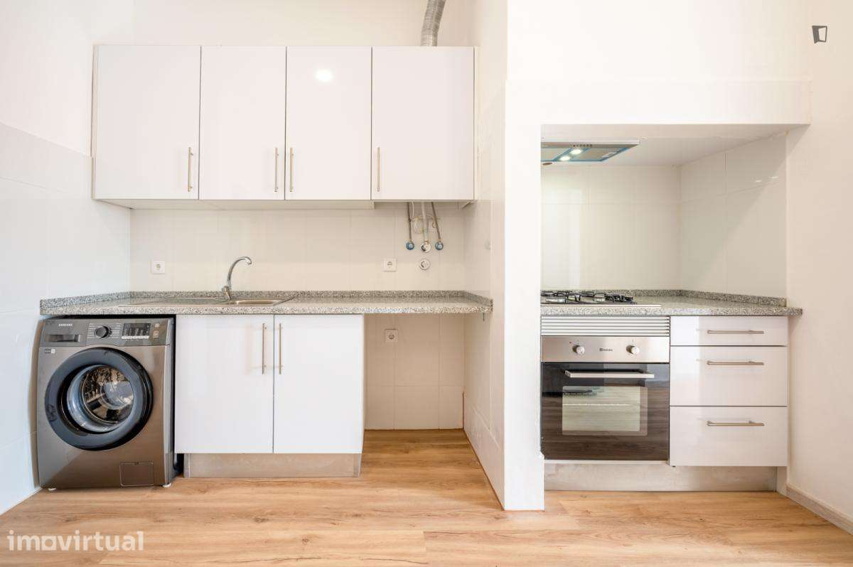 Quarto - localizado em Campo de Ourique Lisbon - Grande imagem: 5/17