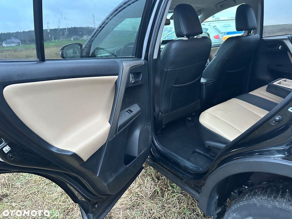 Toyota RAV4 2.2 D-4D 4x4 Edition S - 16