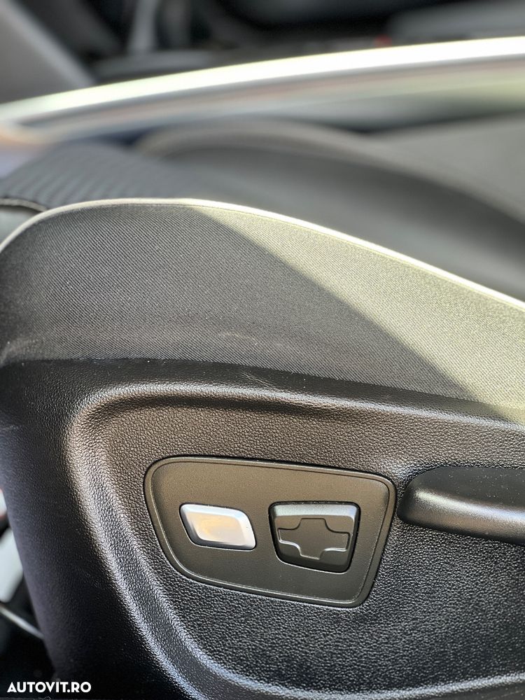 Renault Megane ENERGY dCi 110 Start & Stop Bose Edition - 17