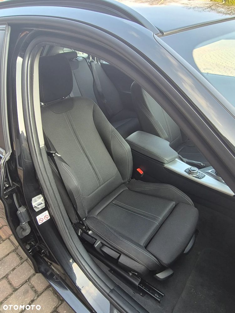 BMW Seria 3 318d Edition Luxury Line Purity - 16