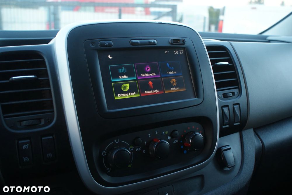 Renault Trafic - 16
