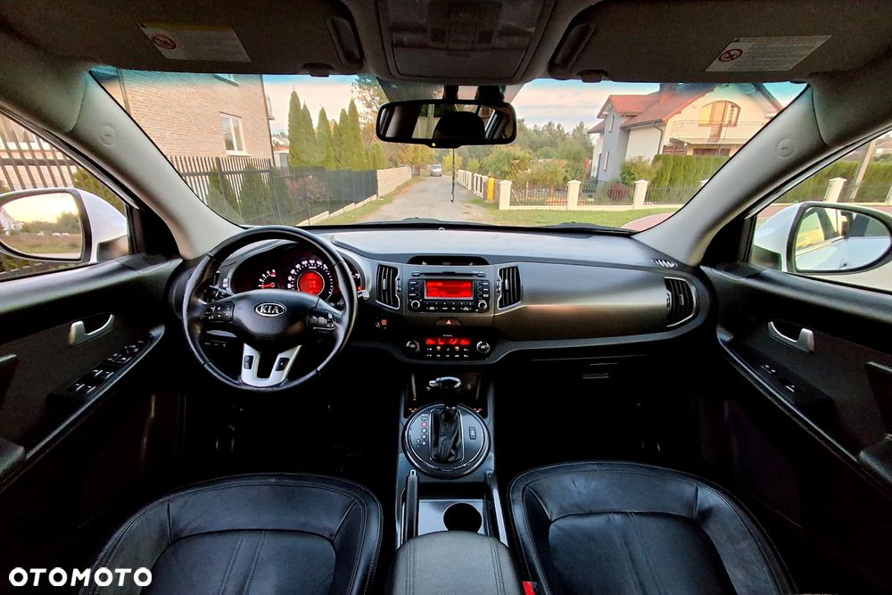 Kia Sportage 2.0 CRDI 4WD Automatik Dream-Team Edition - 19