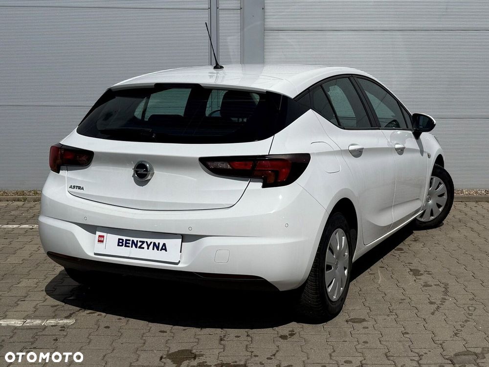 Opel Astra - 8