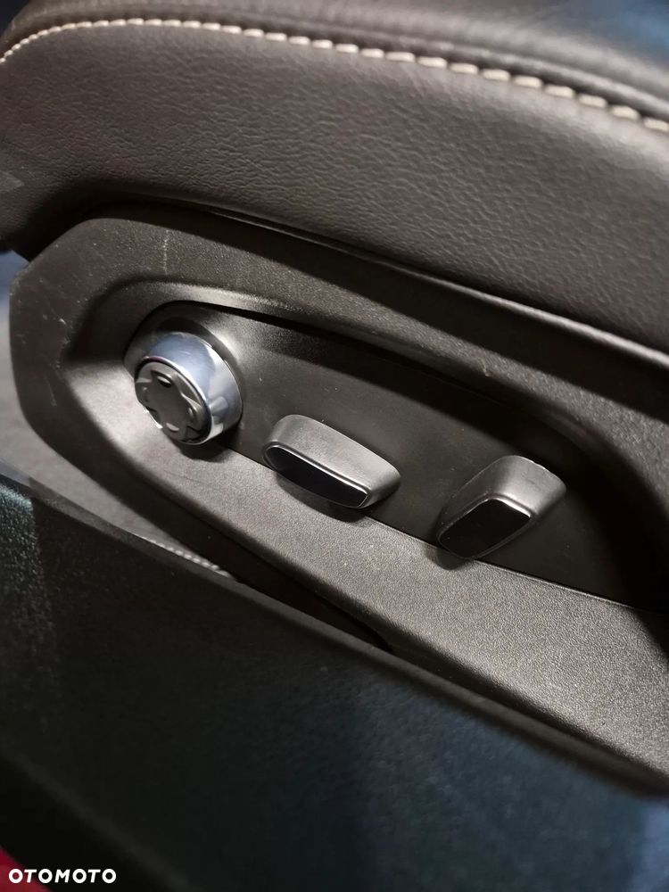 Chevrolet Corvette - 20