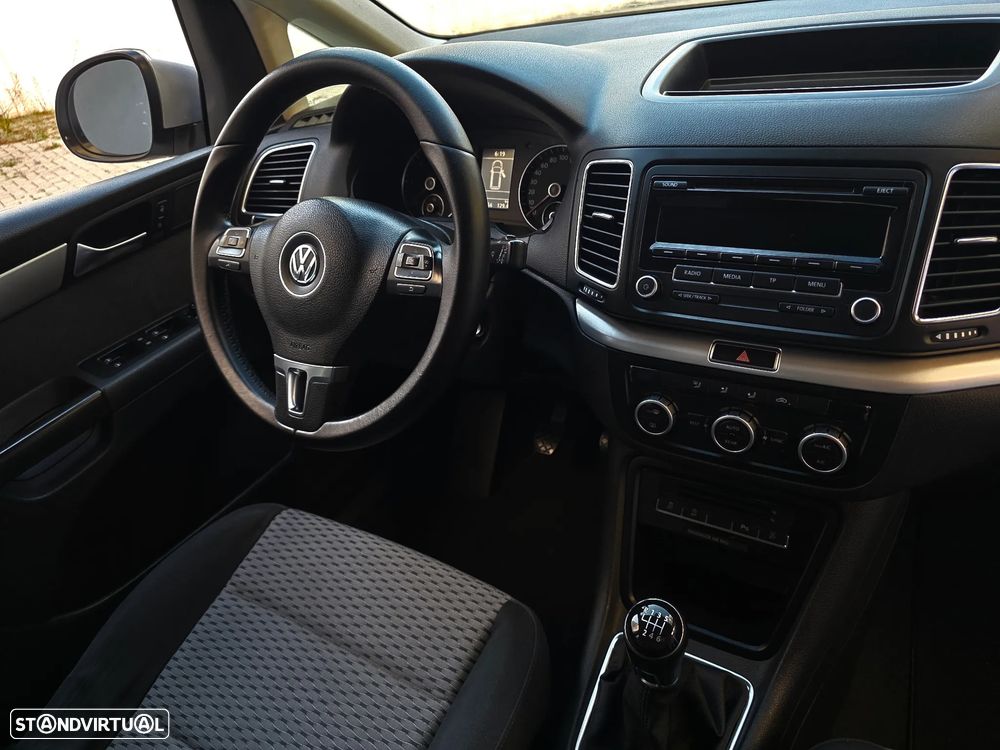 VW Sharan 2.0 TDI Confortline - 46