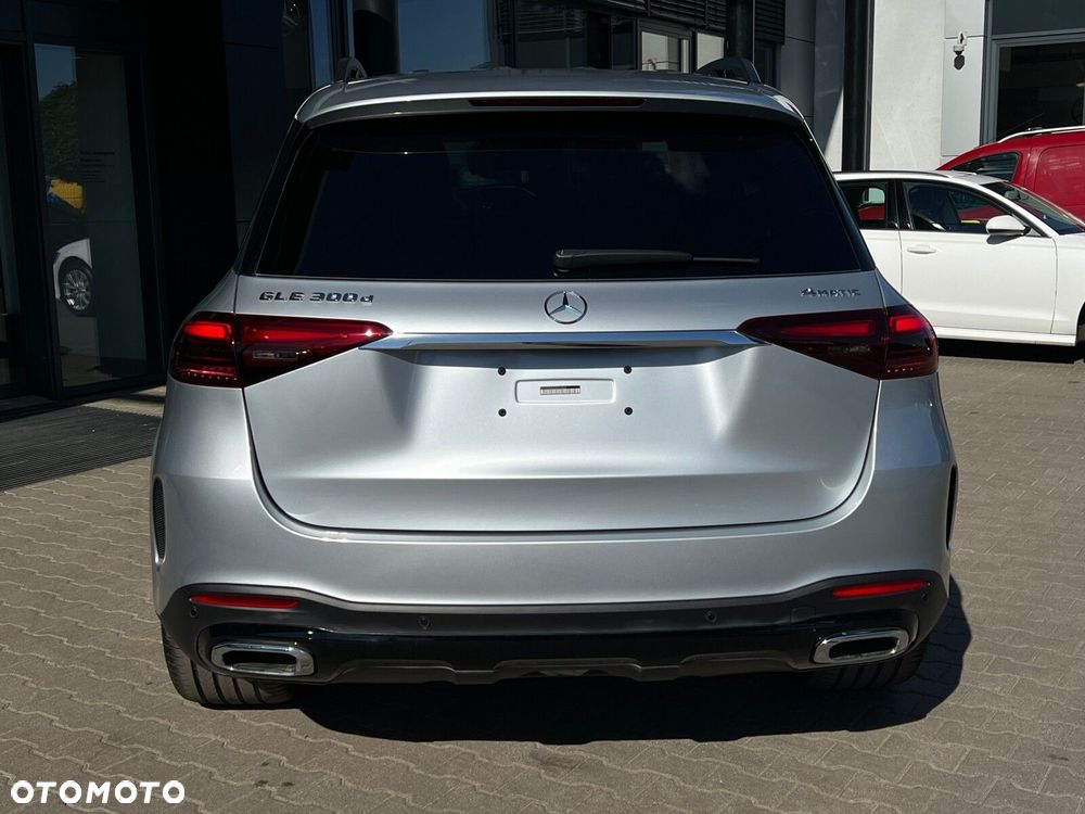 Mercedes-Benz GLE - 18