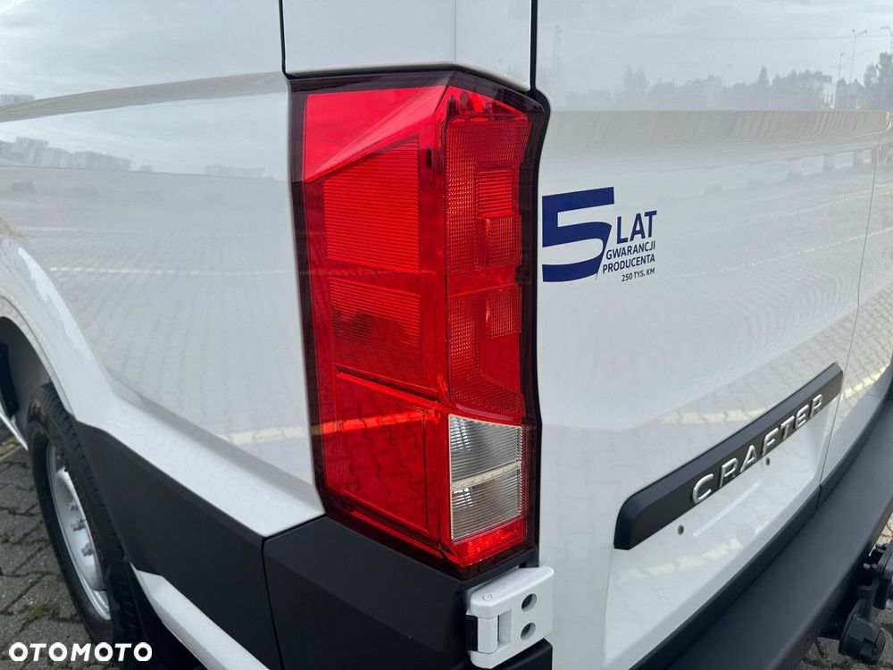 Volkswagen Crafter 35 2.0 TDI L3H3 3640 140 KM - 26