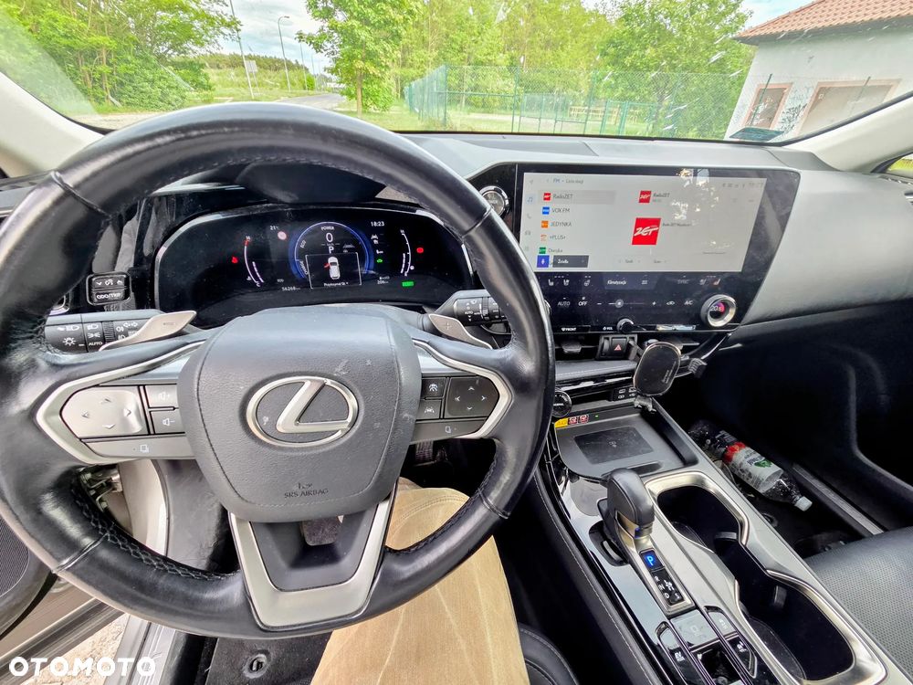 Lexus NX 350h Omotenashi AWD - 11