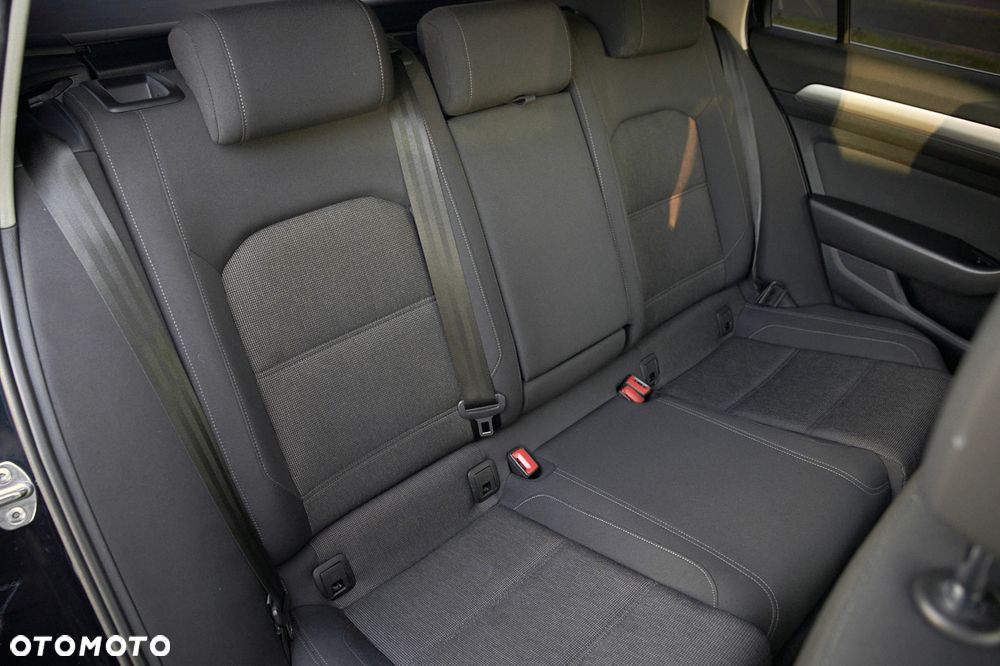 Volkswagen Passat 2.0 TDI BMT Comfortline DSG - 28