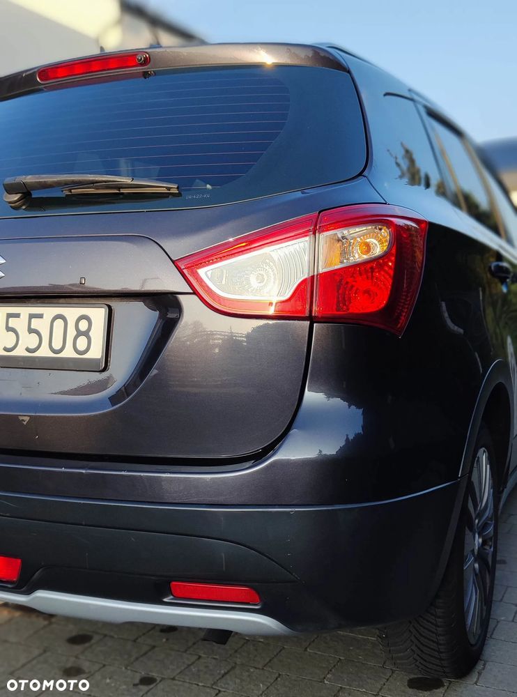 Suzuki SX4 1.6 Comfort Plus - 30