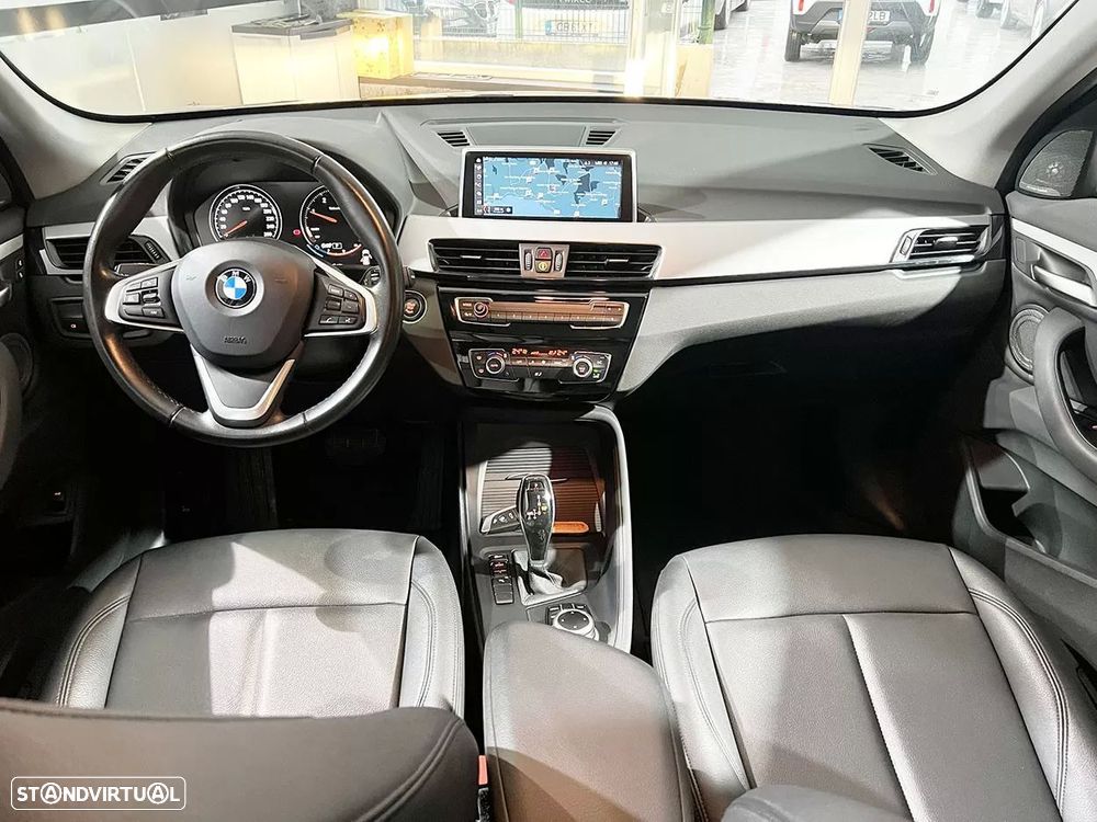 BMW X1 16 d sDrive Auto Line Sport - 11