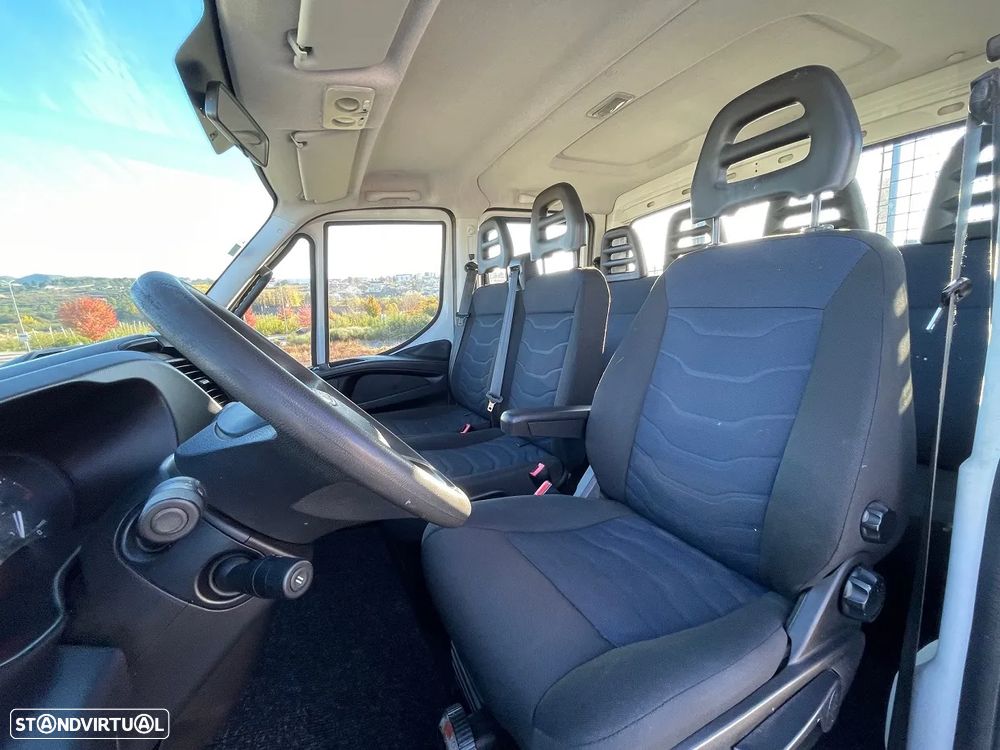 Iveco Daily 35C15 Cabine Dupla 7L - 17