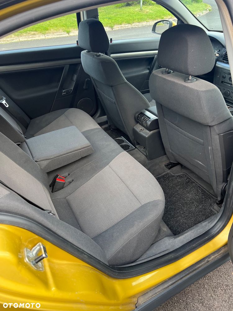Opel Vectra 1.8 Comfort - 13