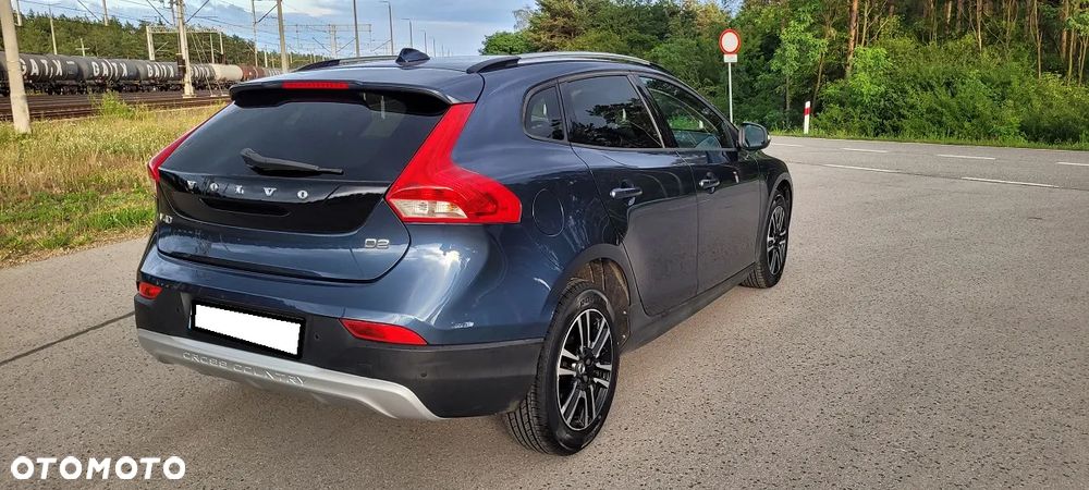 Volvo V40 Cross Country - 20