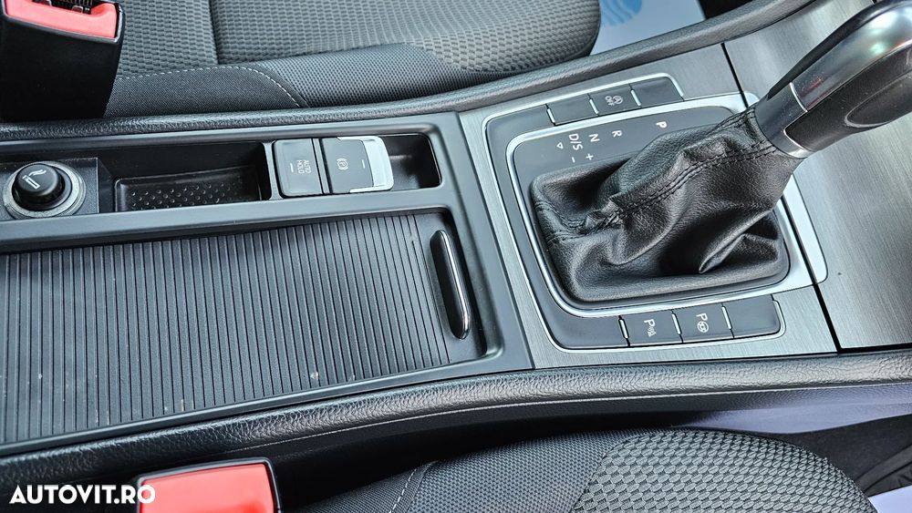 Volkswagen Golf Variant 1.4 TSI DSG Sportline - 11