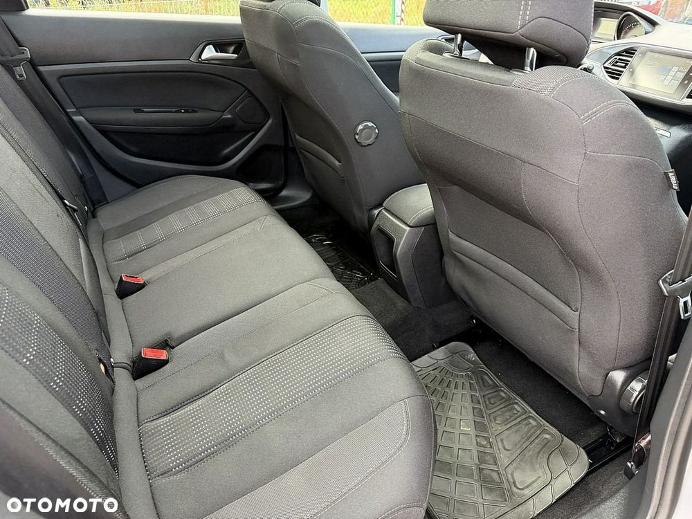 Peugeot 308 - 12
