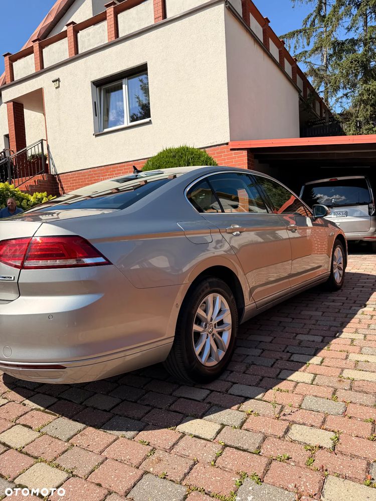 Volkswagen Passat - 5