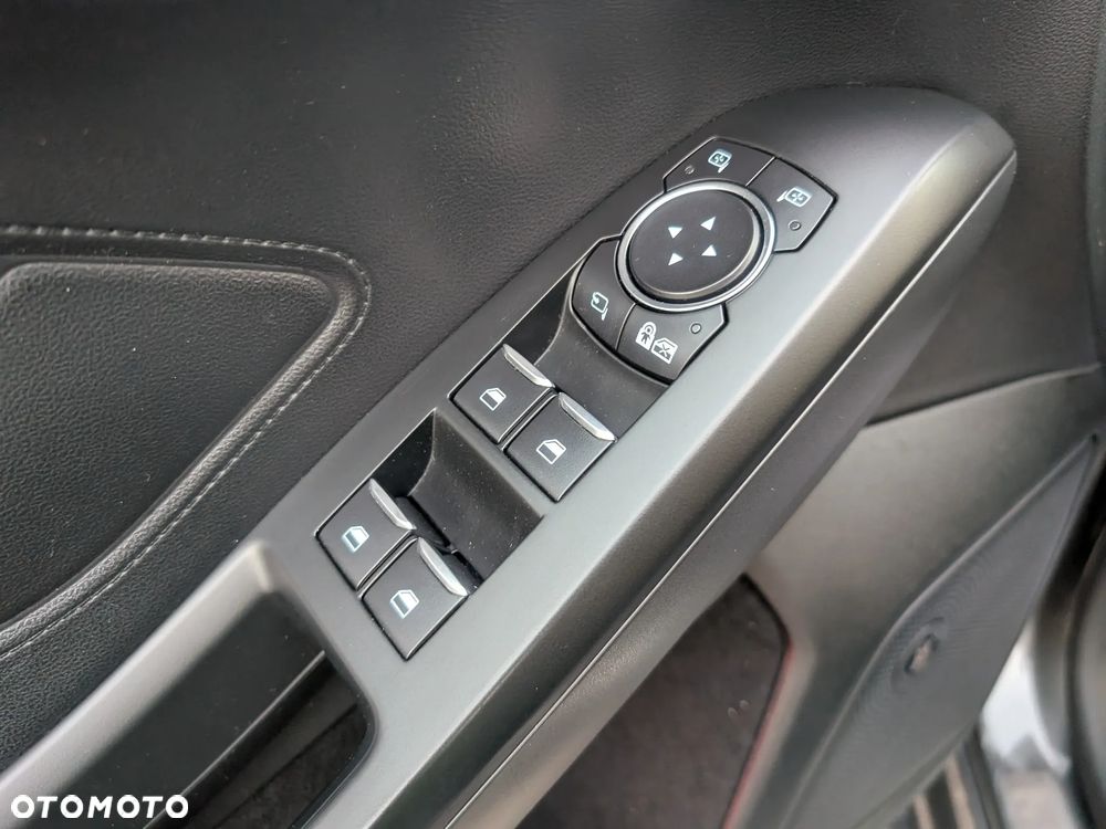 Ford Focus 2.3 EcoBoost S&S ST Edition - 22