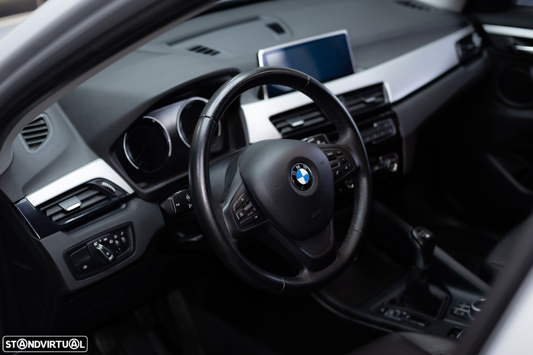 BMW X1 16 d sDrive Line Sport - 26