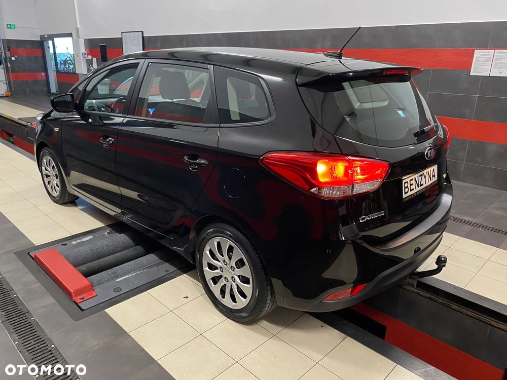 Kia Carens 1.6 GDI Edition 7 - 10
