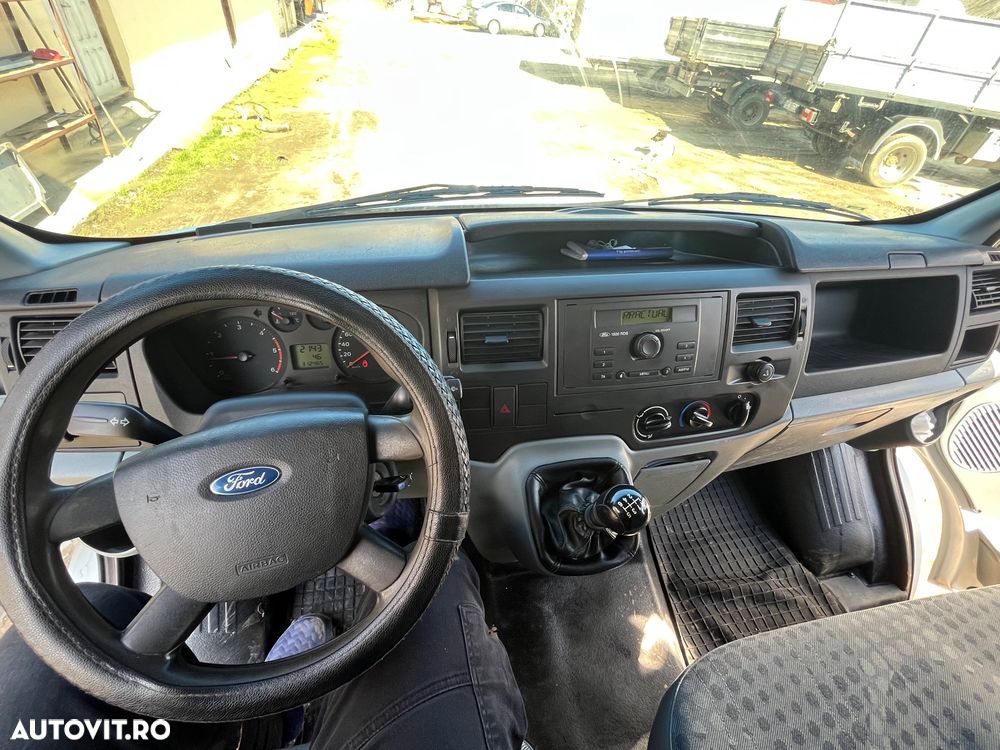 Ford Transit - 9