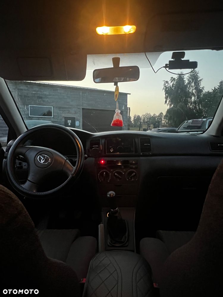Toyota Corolla 1.4 VVT-i Terra - 11