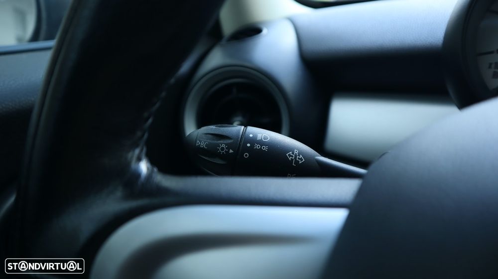 MINI 3 Portas Cooper D - 47