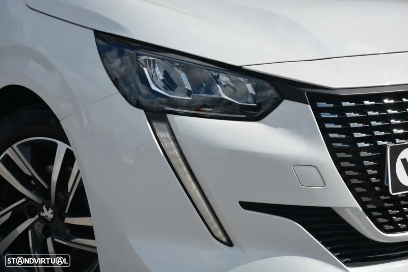 Peugeot 208 1.2 PureTech SE Style - 5