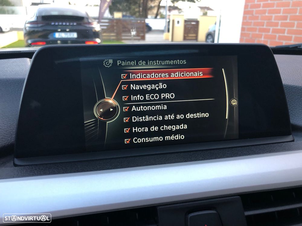 BMW 320 d Touring Aut. Efficient Dynamics Edition Sport Line - 42