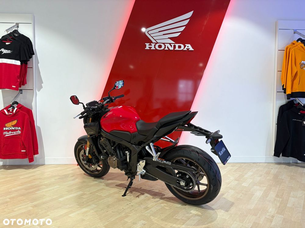 Honda CB - 4